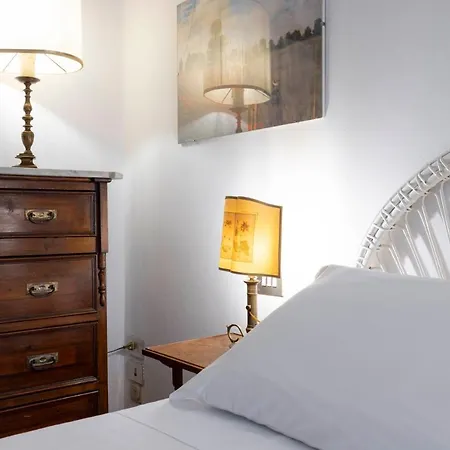 Palazzo Cecchi Luxury Apartment