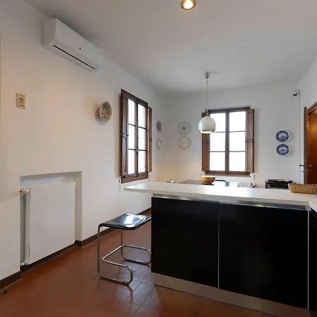 Palazzo Cecchi Luxury Apartment