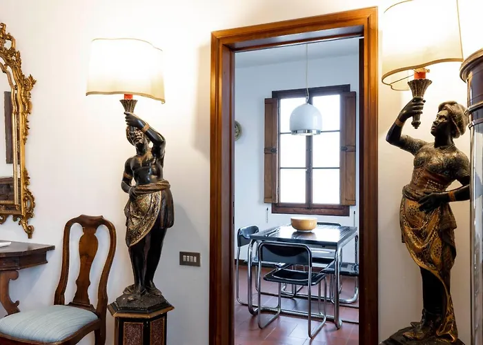 Palazzo Cecchi Florentine * Florencja