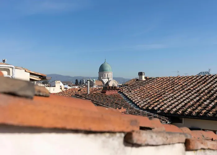 Palazzo Cecchi Florentine Apartament